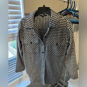 Express Houndstooth Women’s Jacket / Shacket